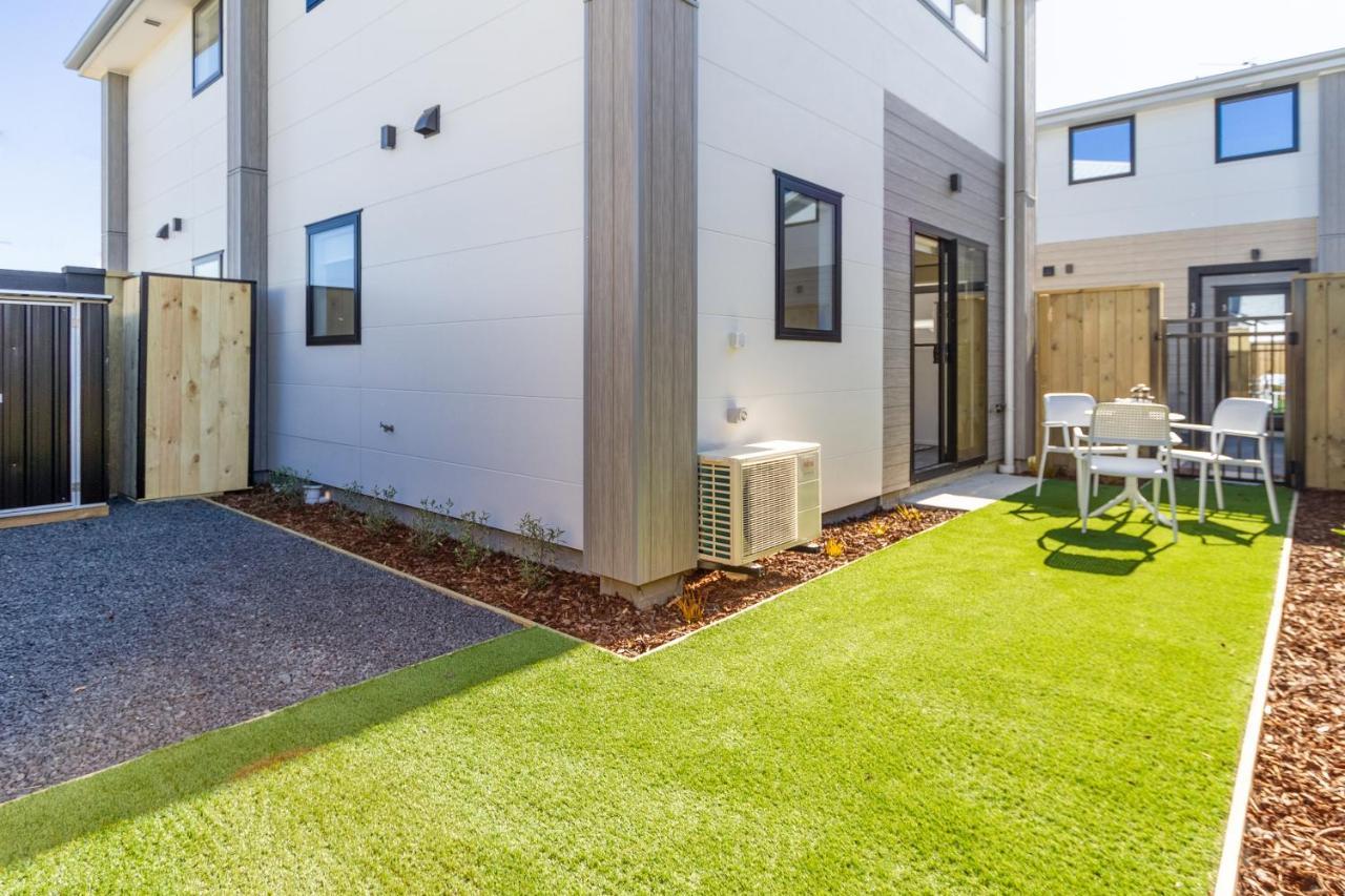 Beachside Bliss: 1 Bed 1 Bath Christchurch Exterior photo